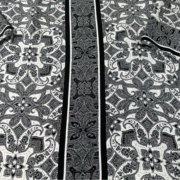 Cato Black and White Paisley Tunic - Picture 2 of 7